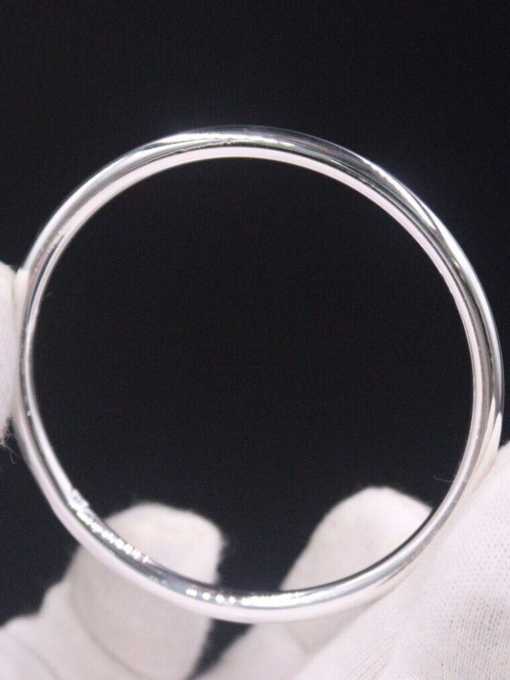 Solid 999 Fine Silver Bangle Closed Polish Surface 2.28" Dia Small Size Bangle